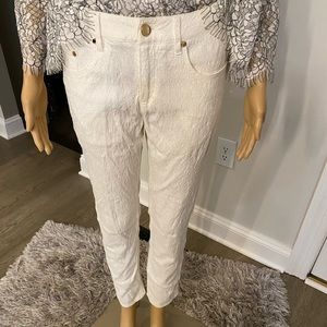 White lace 5 pocket jeans